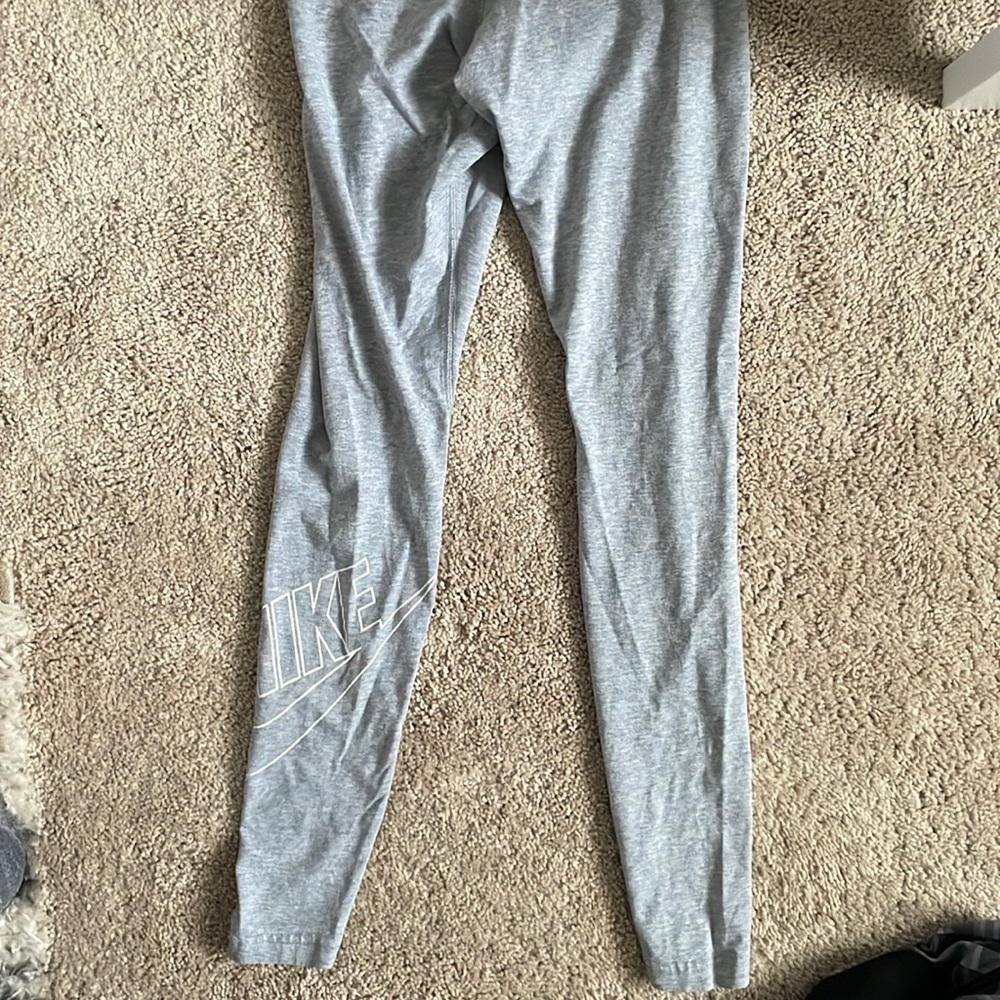 Nike leggings